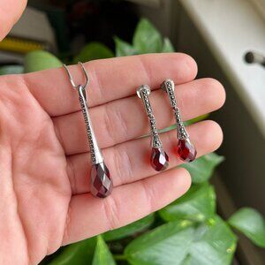 Red Marcasite Jewelry Set [Earrings & Necklace]